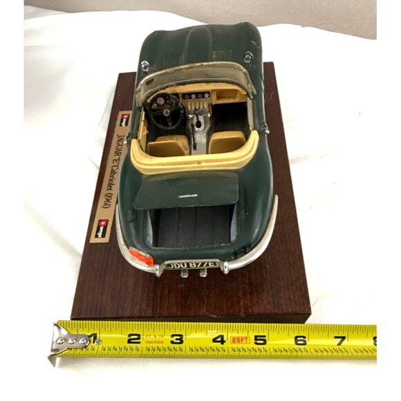 Bburago Jaguar E Cabriolet 1961 1:18 Diecast Model Car Green Convertible - Picture 12 of 12